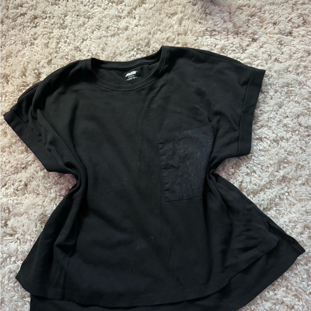 Avia Black pocketed minimalist basic comfy casual t-shirt with pocket de…